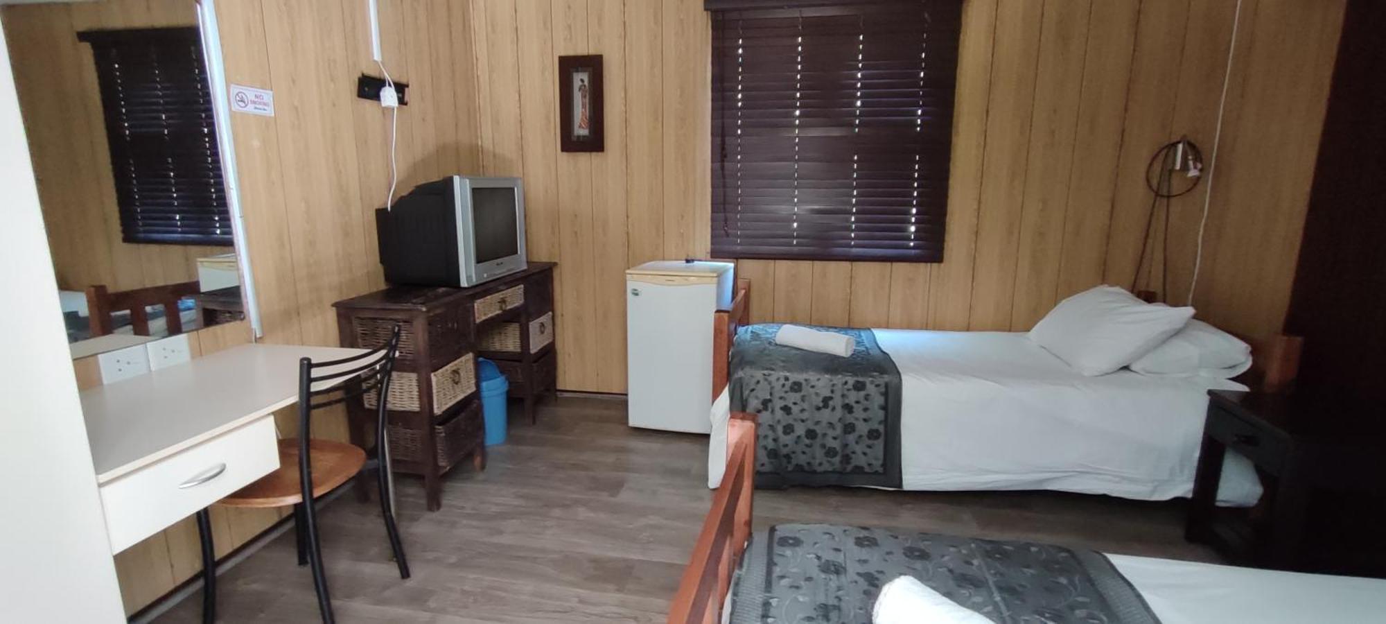 Sunbell Ventures Guesthouse เคปทาวน์ ภายนอก รูปภาพ