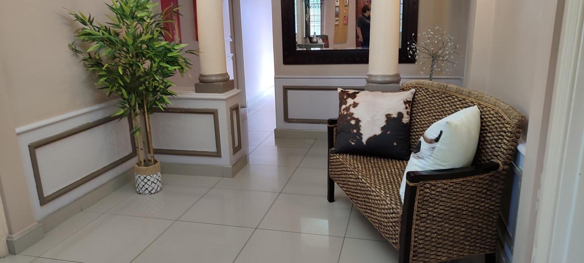 Sunbell Ventures Guesthouse เคปทาวน์ ภายนอก รูปภาพ